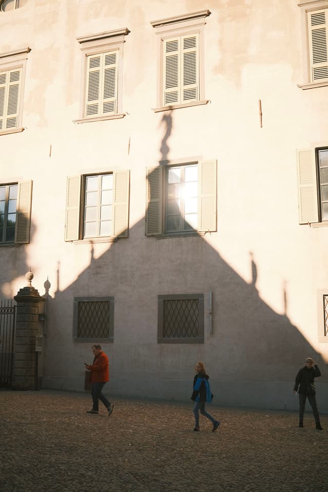 Bergamo Shadow